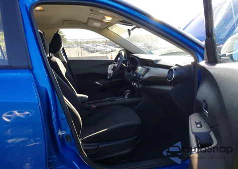 2024 Nissan Kicks Sv Xtronic Cvt из США, поврежденный, VIN 3N1CP5CV9RL565394